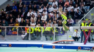 sr sfe07250 copia simone ferraro ph